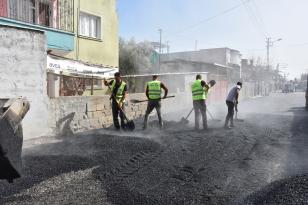 CEYHAN BELEDİYESİ TIKIR TIKIR ÇALIŞIYOR, SORUNLARI TEKER TEKER ÇÖZÜYOR