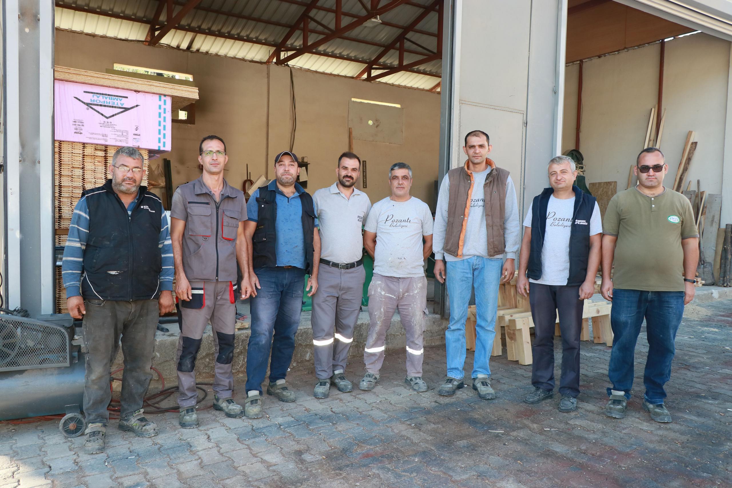 Pozantı Belediyesi atölyesi fabrika gibi çalışıyor