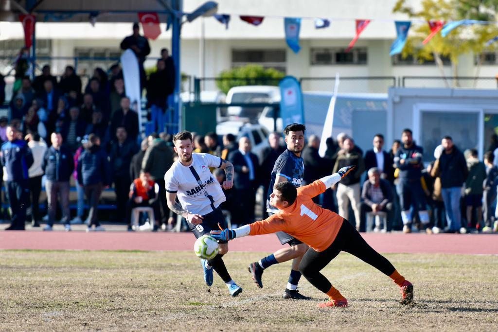 SARIÇAM BELEDİYESİ FUTBOL TURNUVASI SONA ERDİ