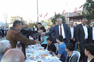 Büyükşehir’den Kozan’da iftar…