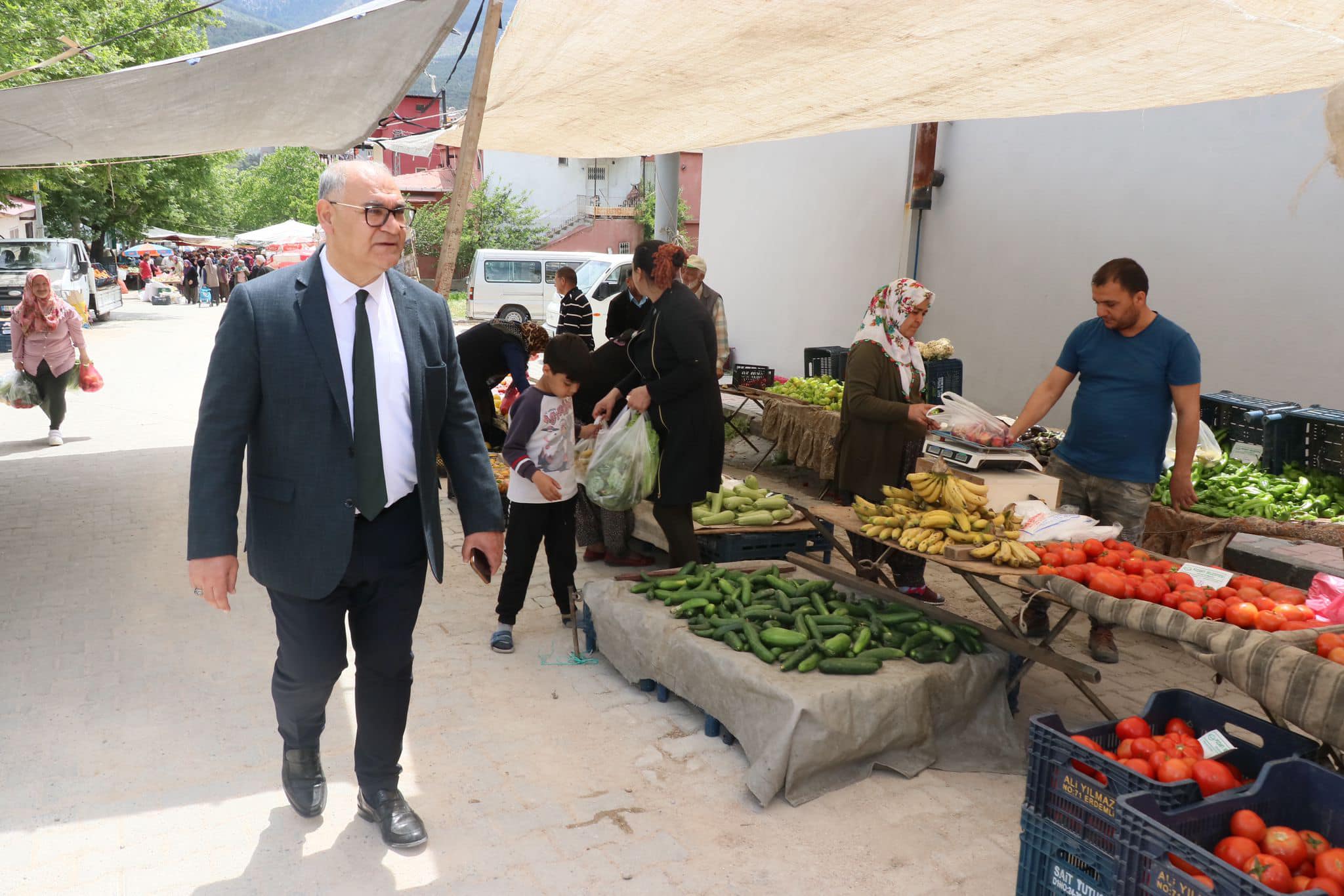 Başkan Mustafa Çay’dan İş Takibi ve Pazar Ziyareti