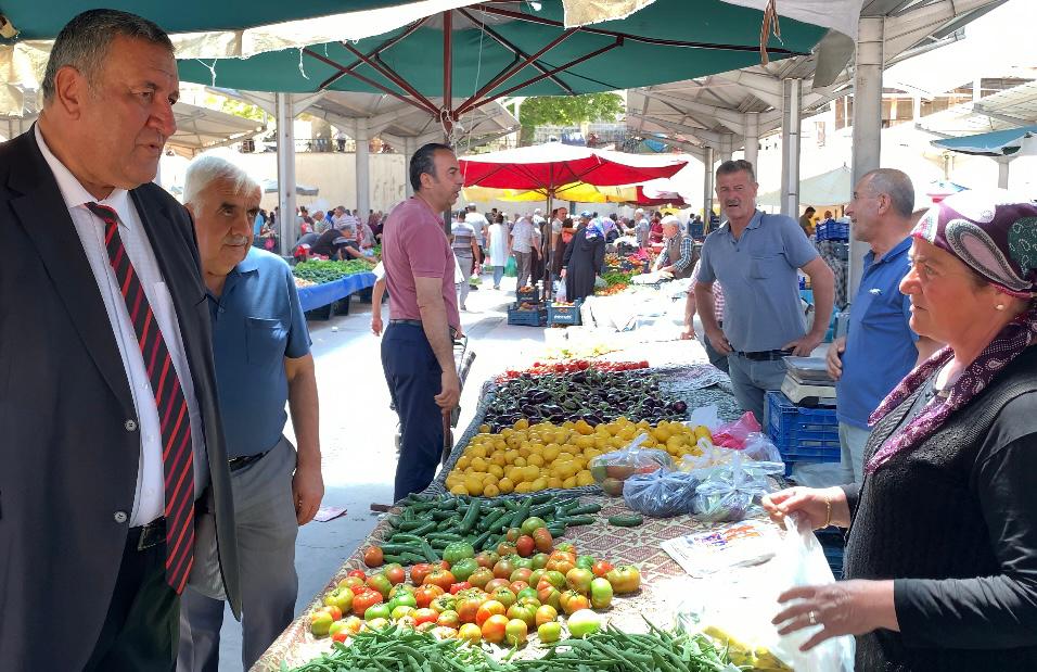 “Akaryakıt zammı ürün fiyatlarını katladı”