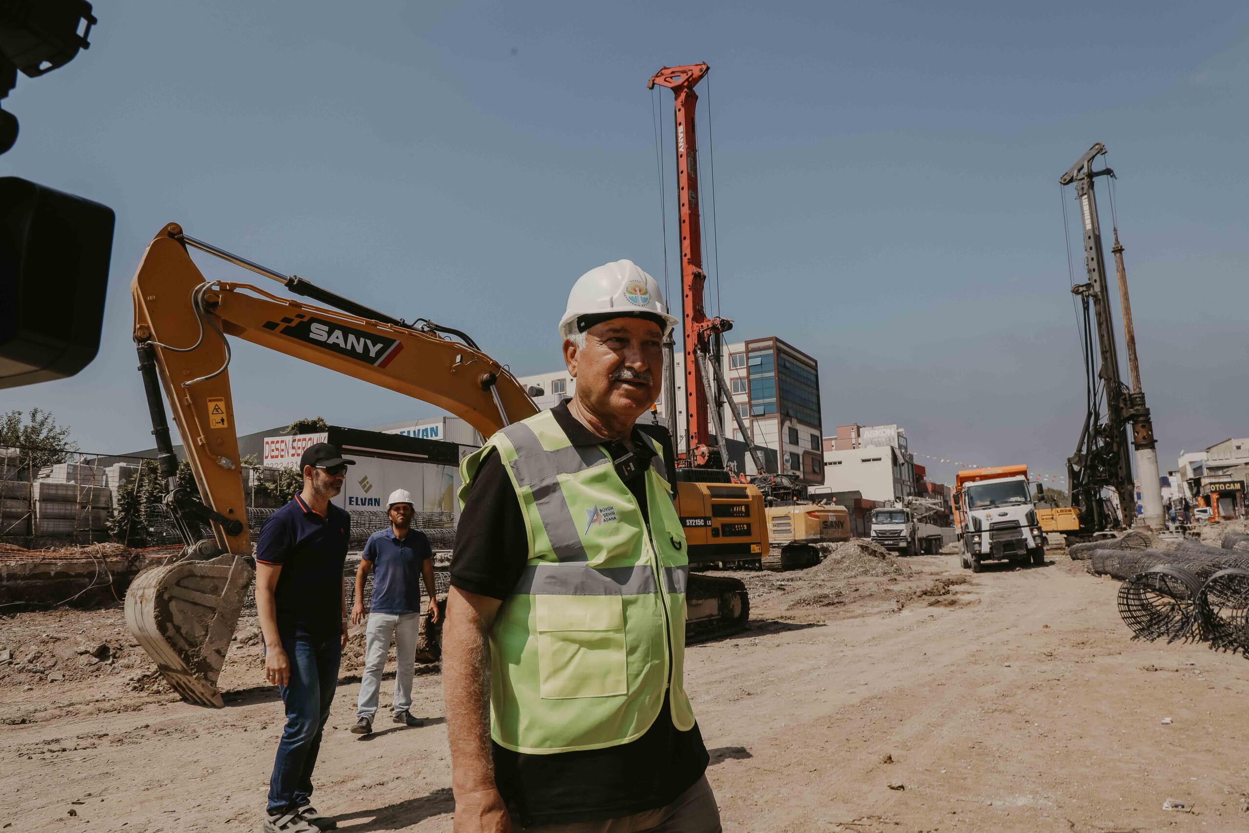 Şakirpaşa Altgeçidi’nin inşaatında yoğun çalışma