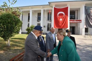 İlk konuklar gaziler ve şehit aileleri oldu