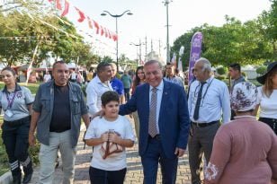 ÇÖLYAKLILARIN LEZZET FESTİVALİ’NDE ÖZGÜRLÜĞÜ