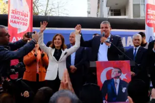 CHP’li Seyhan Belediye Başkan Adayı Oya Tekin’in muhteşem açılışı…