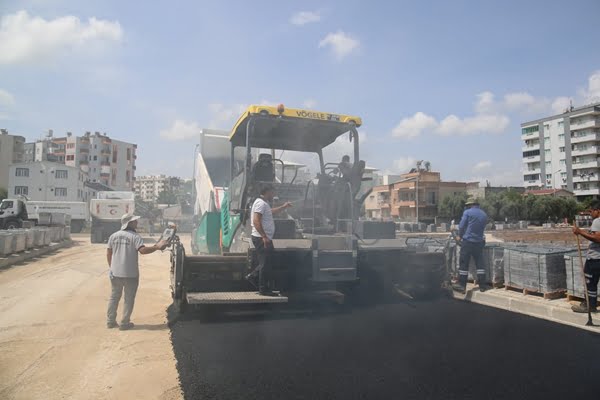 Ceyhan’da Yeni Açılan Cadde Asfaltlandı