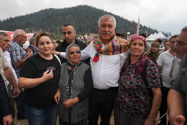 Karalar, Kozan’da Göller Yayla Şenliği’ne katıldı.