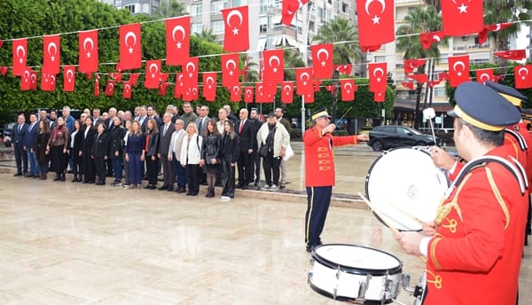 Dr. Dt. Hasan Boğa, “Ülkemizde diş hekimi enflasyonu yaşanıyor”